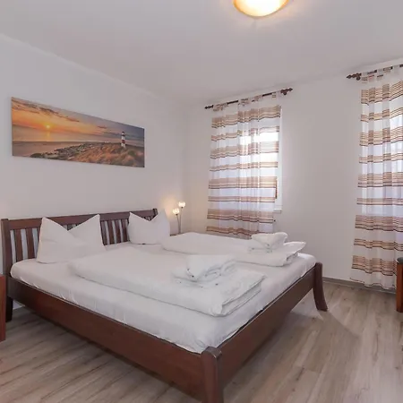 Strandschloesschen-i-we-3-666 * Ostseebad Kühlungsborn